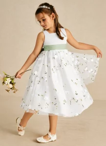 d6106d451ee82310a2a62ed298158ed5.jpg